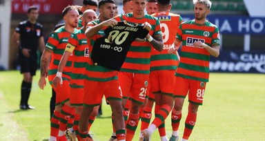 Alanyaspor, küme düşen İstanbulspor'u gole boğdu