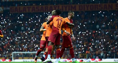 Spor yazarları Galatasaray'ın Sivasspor galibiyetini değerlendirdi! "Louvre'da sergiye çıkmalı "