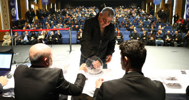 Esenler’de etap etap kentsel dönüşüm sevinci