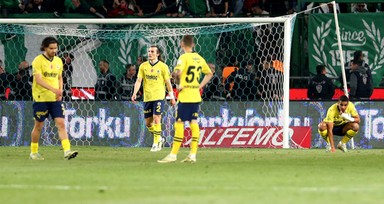 Konya'da 2 puan bırakan Fenerbahçe için flaş sözler! "Vizyonsuzluğun kaçınılmaz bedeli"