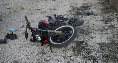 Kırıkkale'de yaşanan motosiklet kazasında 2 genç yaralandı