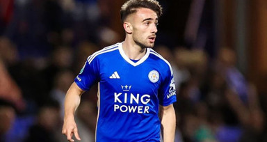 Yunus Akgün Leicester'a veda etti