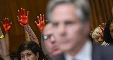 Antony Blinken Senato'da neye uğradığını şaşırdı! Filistin destekçilerinden 'Gazze kasabı' protestosu