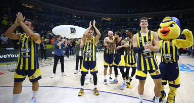 Fenerbahçe-Panathinaikos maçı seyircisiz mi oynanacak? Yunan ve Türk taraftarlar birbirine girdi