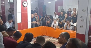 Hint Horozunu Koruma Derneği’nde horoz dövüşü! Polis izleyici olarak katıldı operasyon başladı