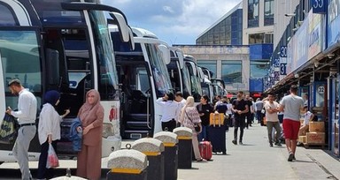 Otogarlar doldu taştı! Bayrama özel otobüs firmaları ek seferler koydu