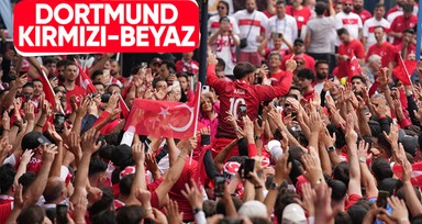 A Milli Takımımızın Gürcistan maçı öncesi Dortmund sokakları kırmızı-beyaz