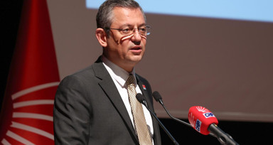 Özgür Özel, Mehmet Şimşek ile yapacakları görüşmeyi Cumhurbaşkanı Erdoğan'ın istediğini açıkladı