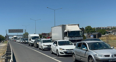 Tatilciler dönüş yolunda! Bodrum ve İstanbul'da trafik kilitlendi