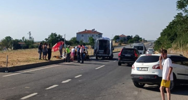 Edirne'de ticari taksiyle otomobilin çarpıştığı kazada 6 kişi yaralandı