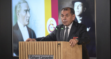 Dursun Özbek'ten A Milli Takım'a destek