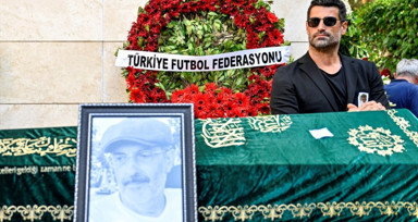 Volkan Demirel, babasını son yolculuğuna gözyaşlarıyla uğurladı