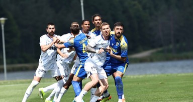 Fenerbahçe, Jose Mourinho yönetimindeki ilk hazırlık maçından galip ayrıldı