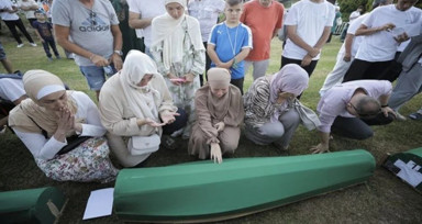 Srebrenitsa Katliamı: Unutulmayan bir facia