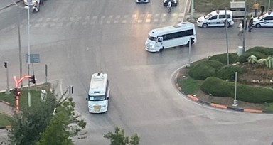 Adana'da dolmuşçular birbirine girdi