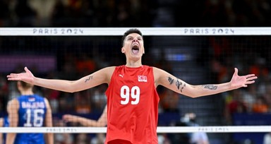 Ebrar Karakurt'tan Hollanda galibiyeti sonrası güldüren paylaşım: Ersoy'un babaannesinin intikamı alındı!
