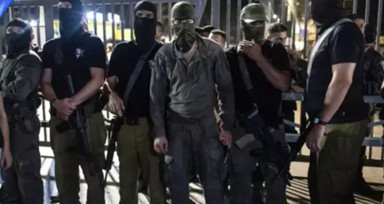 İsrail'de ayaklanma! Aşırı sağcı protestocular askeri üsse baskın yaptı