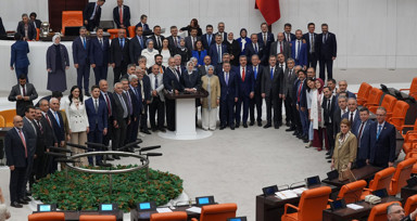 TBMM 1 Ekim'e kadar tatilde! Vekillerden hatıra pozu