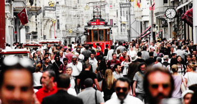 Türkiye'de kadın nüfusu 2026'da ilk kez erkek nüfusunu geçecek