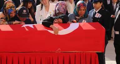 Kastamonu'da şehit düşen Polis Memuru Ahmet Şahan, memleketine uğurlandı