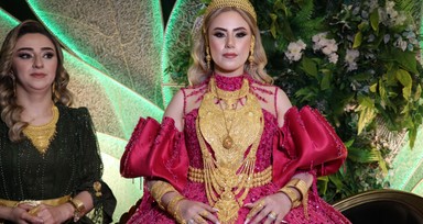 Bir aşiret düğünü klasiği! Geline 3 kilo altın, damada da 3 milyon lira takıldı