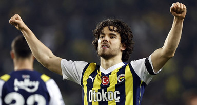 Ferdi Kadıoğlu Fenerbahçe'den ayrılıyor mu? Kulüpten açıklama