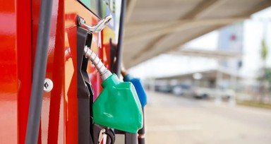 Araç sahiplerine müjde! Benzine indirim geldi