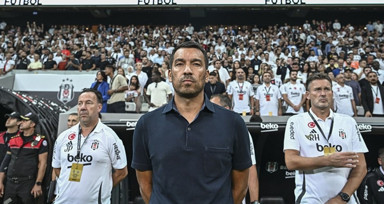 5-1'lik zaferin ardından Van Bronckhors'dan transfer mesajı