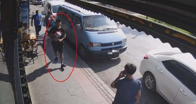 İzmir sokaklarında dehşet! 2 kişiyi öldürüp, 2 kişiyi yaralayan gaspçının görüntüleri ortaya çıktı