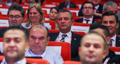 CHP'nin 20. Olağanüstü Kurultayı'nda tüzük değişikliği kabul edildi