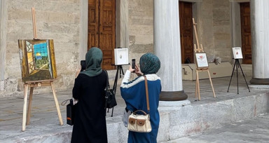 Filistin'e Boyanmak sergisi Üsküdar'da açıldı