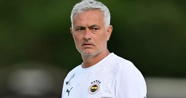 Mourinho'dan "kesinlikle satmayın" raporu! Üç oyuncusuna gelen bütün tekliflere ret