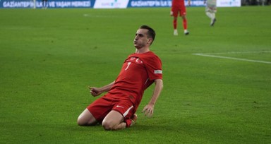 Kerem Aktürkoğlu İzlanda'yı üçledi, Portekizliler heyecanlandı