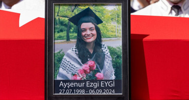 İsrail askerlerince öldürülen Ayşenur Ezgi Eygi, son yolculuğuna uğurlandı