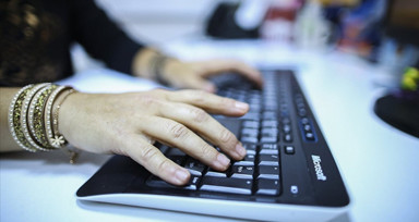 KPSS 50 Puan ve 18 Yaşını Doldurmak Yetiyor! KMÜ'de Yüksek Maaş ile Personel Alımı Başladı