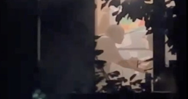 İstanbul'da bir baba testi hızlı çözdüğüne inanmadığı oğlunu darbetti