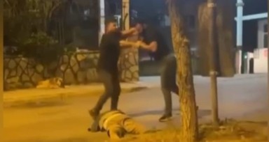 İstanbul'da tekmeli yumruklu sinyal verme kavgası