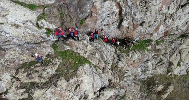 Iğdır Valisi Ercan Turan Tekelti Dağı’na tırmandı