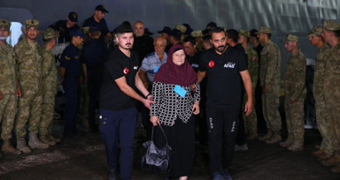 Lübnan'daki Türk vatandaşların tahliyesi başarıyla tamamlandı