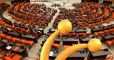 Turkcell'in milletvekili paketine tepki yağdı