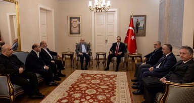 İstanbul'da kritik görüşme: Dışişleri Bakanı Fidan, Hamas heyetiyle bir araya geldi