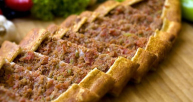 Pide harcından kalp, baharatlardan boya çıktı