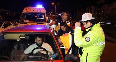 Akan trafiğin ortasında uyuyakalan genç: Dişim apse yapmasın diye alkolü ağzımda gezdirdim