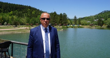 AK Partili eski Belediye Başkanı, gölette ölü bulundu