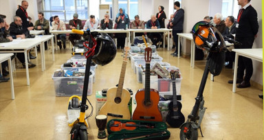 İETT Unutulan Eşyalarını Açık Artırmayla Satışa Sundurdu