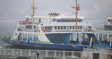 Feribot seferlerine fırtına engeli: Yarın bazı seferler yapılmayacak