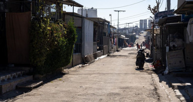 Suriyeli sığınmacılar Irak'ta ülkelerine dönmeyi bekliyor