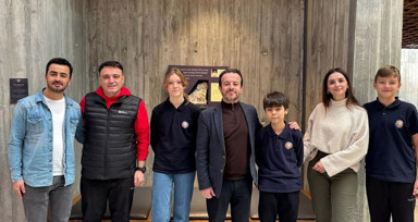 Çanakkaleli öğrenci 1000 yıllık sikke buldu