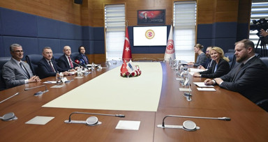 Fuat Oktay ve Pia Kauma'dan İşbirliği Görüşmesi