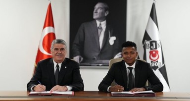 İmzalar resmen atıldı! Ekvadorlu genç yetenek Keny Alexander Arroyo Beşiktaş'ta
